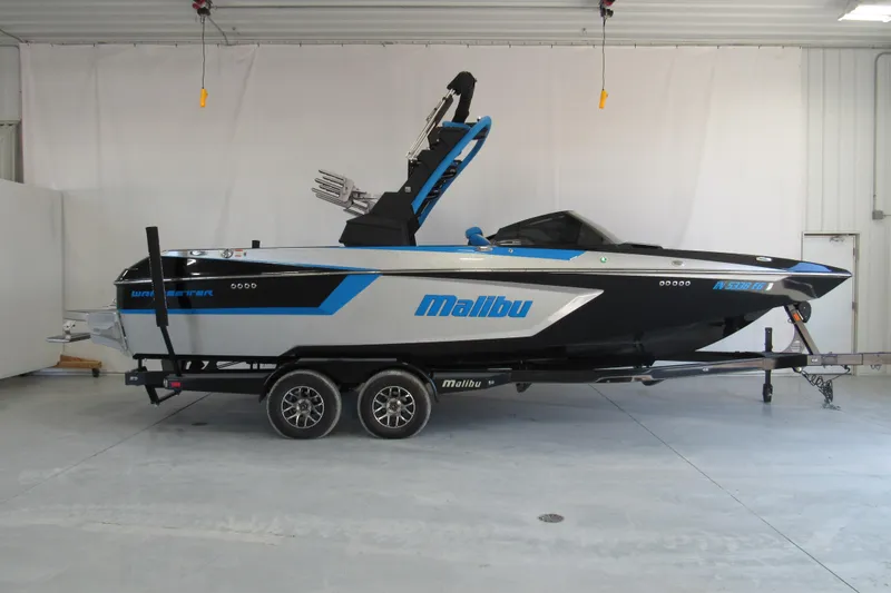 The Image of Malibu Wakesetter 24 MXZ 2021 - undefined