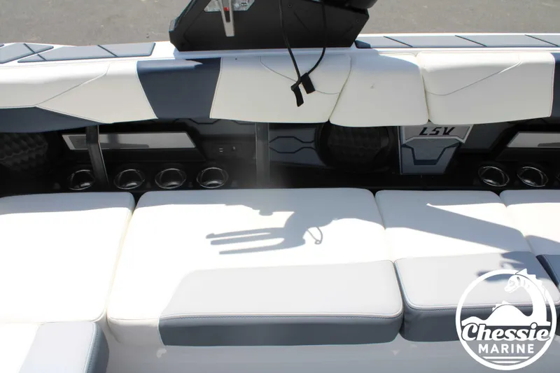 Slide: The Image of Malibu Wakesetter 23 LSV 2024 - 24
