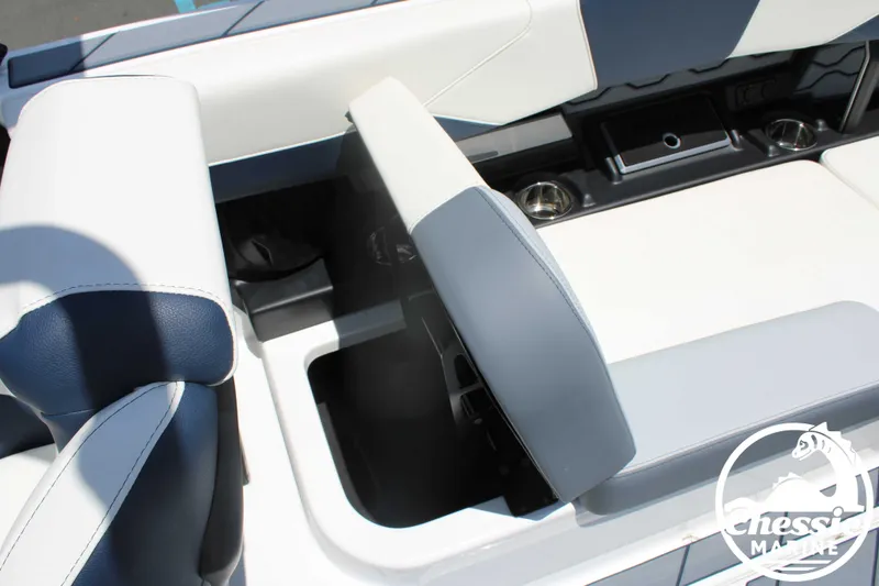 Slide: The Image of Malibu Wakesetter 23 LSV 2024 - 29