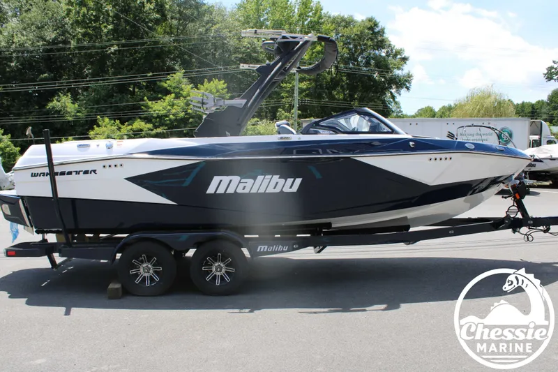 Slide: The Image of Malibu Wakesetter 23 LSV 2024 - 6