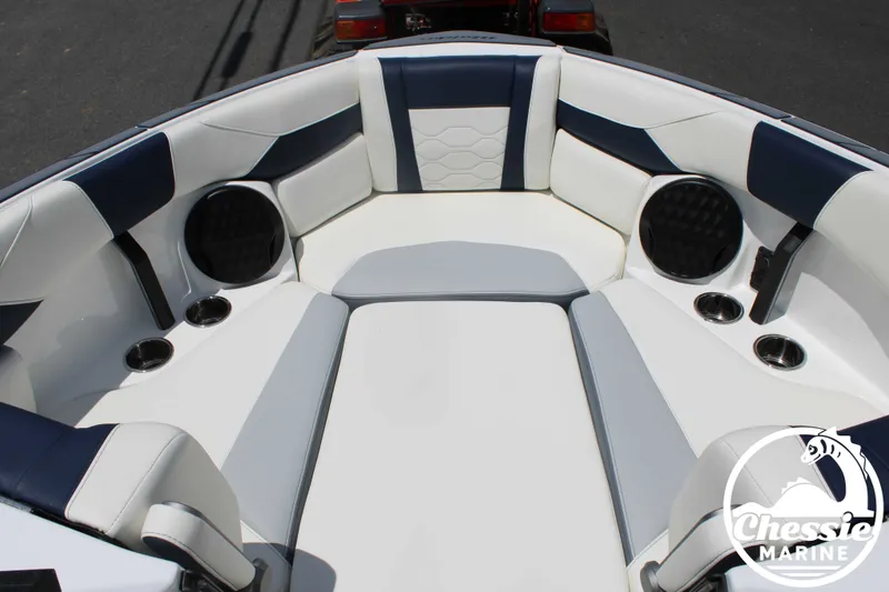 Slide: The Image of Malibu Wakesetter 23 LSV 2024 - 9