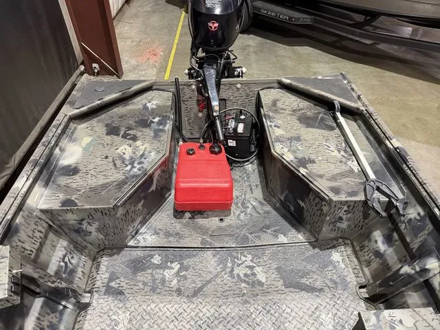 Slide: The Image of War Eagle War Eagle 754 W/ Tohatsu 40 2020 - 11