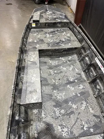 Slide: The Image of War Eagle War Eagle 754 W/ Tohatsu 40 2020 - 6