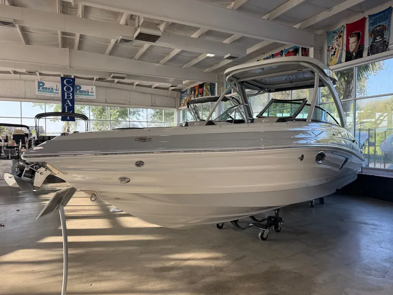 The Image of Crownline Boats 290SS 2025 - 1