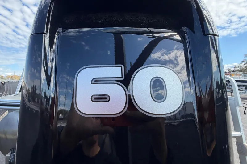 Slide: The Image of Lowe SS 210 2023 - 5