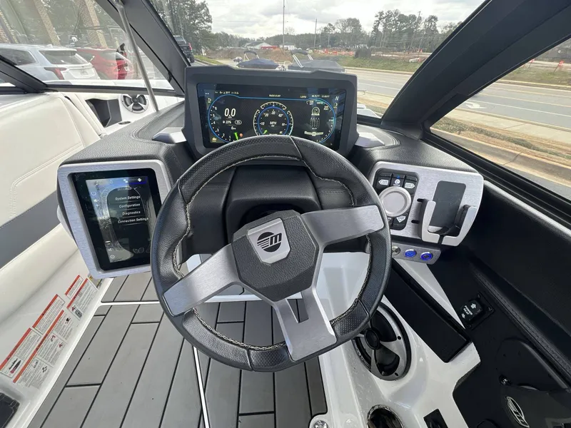 Slide: The Image of Malibu Wakesetter 23 MXZ 2021 - 114