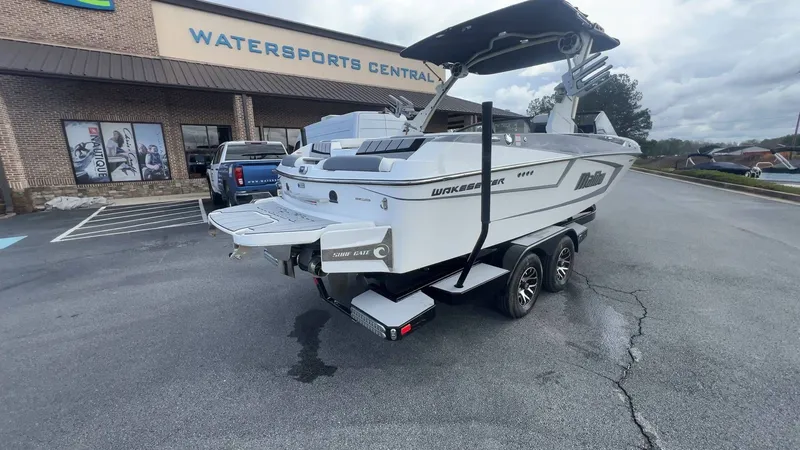 Slide: The Image of Malibu Wakesetter 23 MXZ 2021 - 55