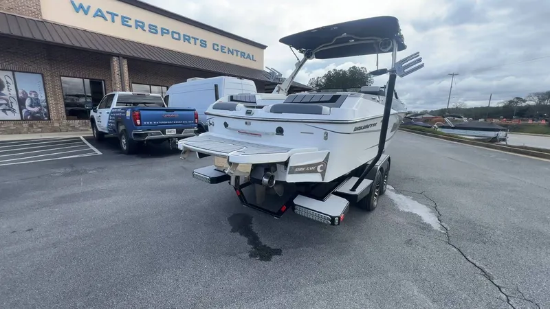 Slide: The Image of Malibu Wakesetter 23 MXZ 2021 - 90