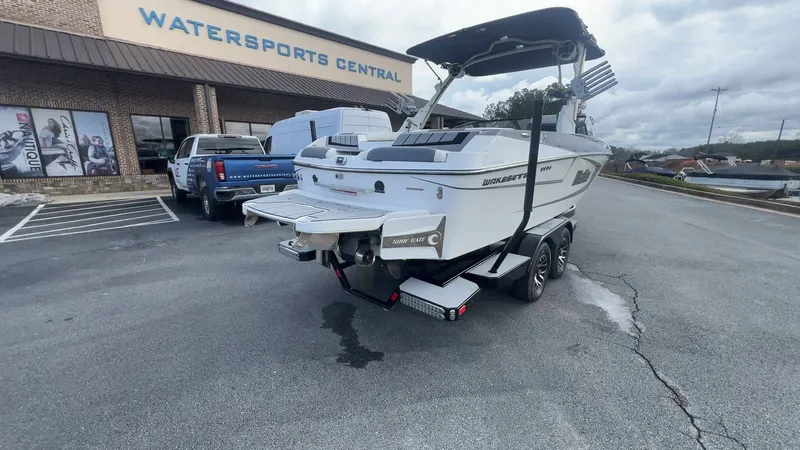 Slide: The Image of Malibu Wakesetter 23 MXZ 2021 - 99