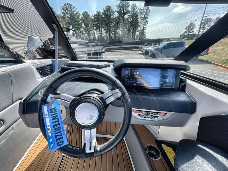 Slide: The Image of Nautique G23 2022 - 15