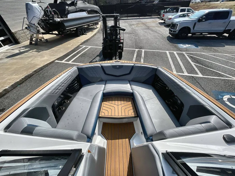 Slide: The Image of Nautique G23 2022 - 29