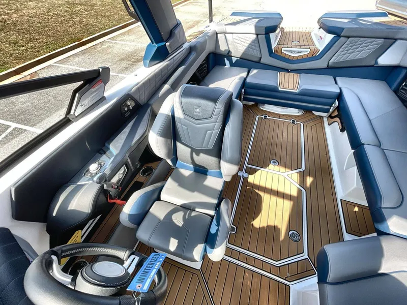 Slide: The Image of Nautique G23 2022 - 8