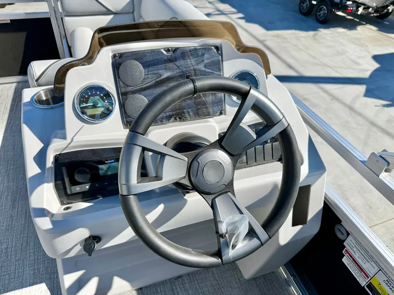 Slide: The Image of Avalon Venture Cruise - 17 FT W/ 40HP Mercury! 2026 - 10