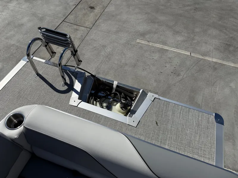 Slide: The Image of Avalon Venture Cruise - 17 FT W/ 40HP Mercury! 2026 - 8