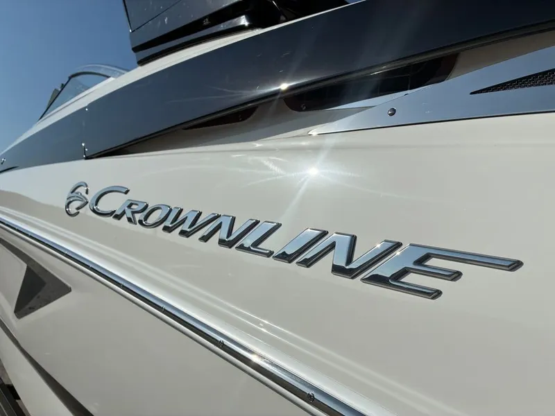 Slide: The Image of Crownline Boats 298SS 2026 - 6