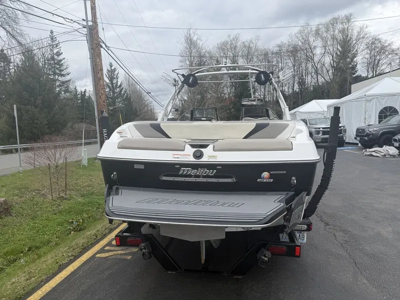 Slide: The Image of Malibu Wakesetter 24 MXZ 2014 - 4