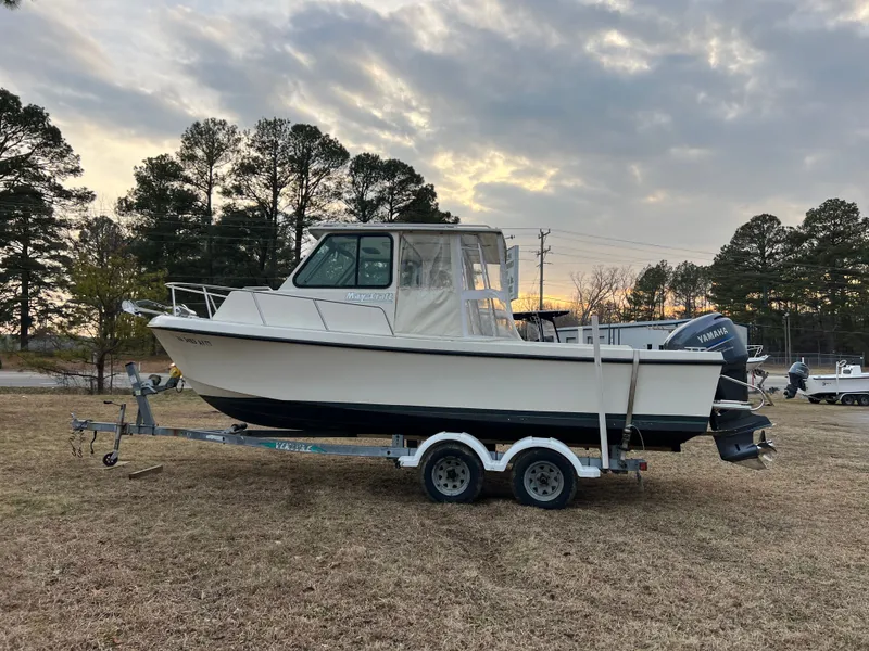 Slide: The Image of May-Craft 2300 Pilot 1997 - 3