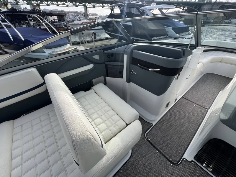 Slide: The Image of Cobalt R7WSS Surf 2017 - 10