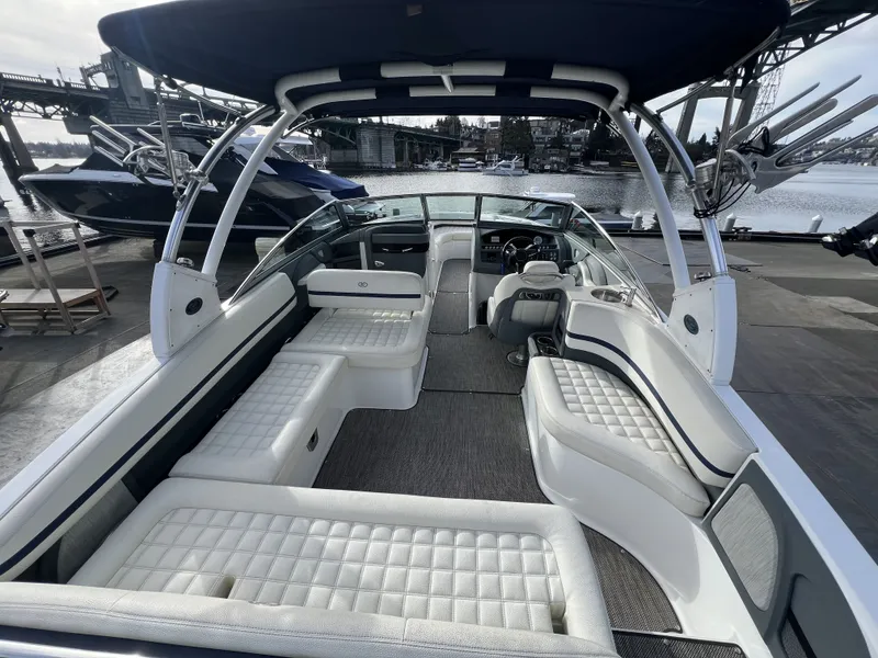 Slide: The Image of Cobalt R7WSS Surf 2017 - 9