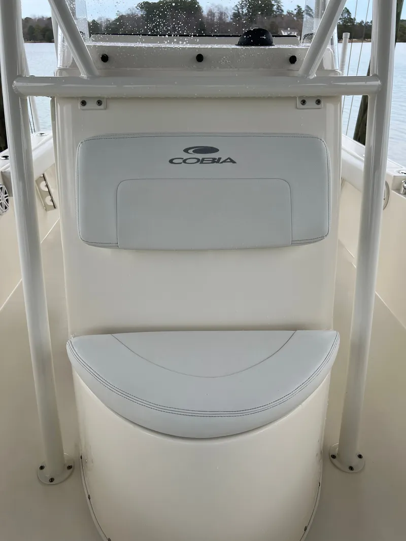Slide: The Image of Cobia 220 Center Console 2020 - 11
