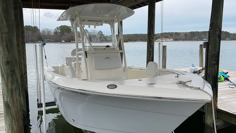 Slide: The Image of Cobia 220 Center Console 2020 - 28