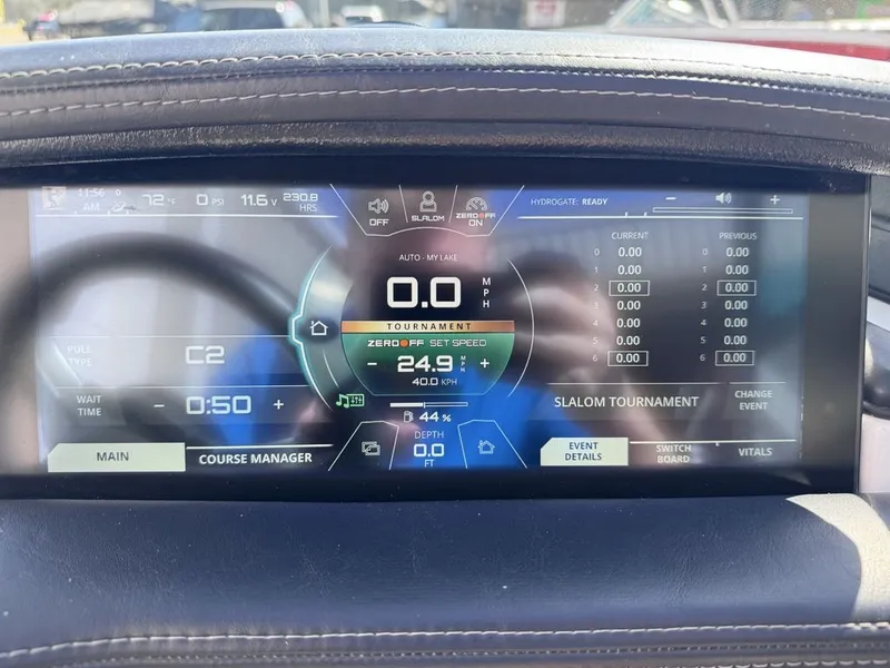 Slide: The Image of Nautique Ski Nautique 200 2019 - 11