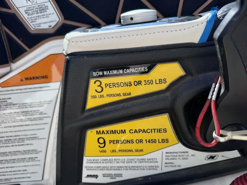 Slide: The Image of Nautique Ski Nautique 200 2019 - 13