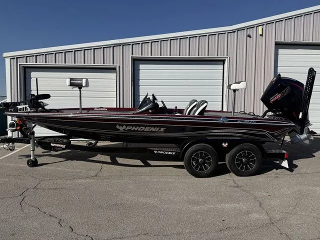 The Image of Phoenix Bass Boat 721 ZXL 2026 - 1