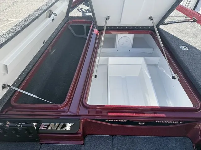 Slide: The Image of Phoenix Bass Boat 721 ZXL 2026 - 13