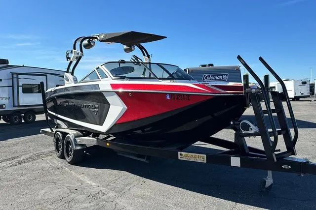 Slide: The Image of Nautique 2016 - 2