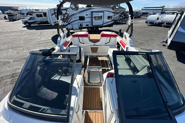 Slide: The Image of Nautique 2016 - 8