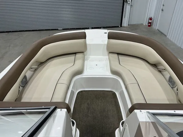 Slide: The Image of Bayliner 210 Deck Boat 2015 - 10