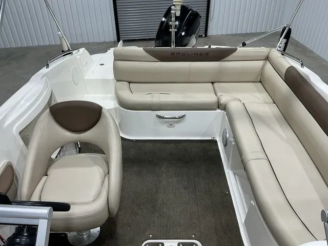 Slide: The Image of Bayliner 210 Deck Boat 2015 - 11