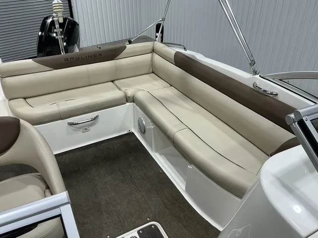 Slide: The Image of Bayliner 210 Deck Boat 2015 - 12