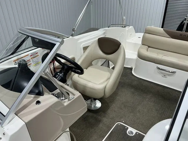 Slide: The Image of Bayliner 210 Deck Boat 2015 - 13