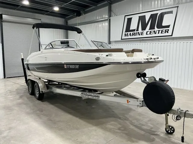 Slide: The Image of Bayliner 210 Deck Boat 2015 - 3