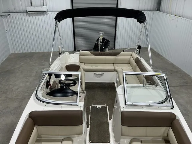 Slide: The Image of Bayliner 210 Deck Boat 2015 - 7