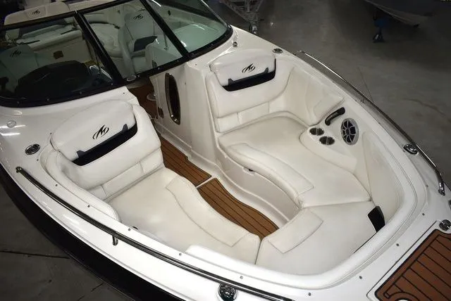 Slide: The Image of Monterey 264FSX 2013 - 16