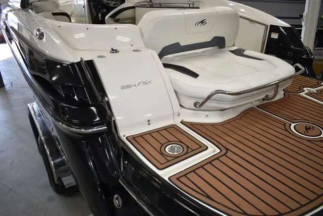 Slide: The Image of Monterey 264FSX 2013 - 20