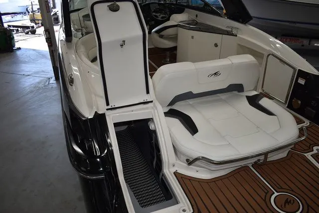 Slide: The Image of Monterey 264FSX 2013 - 21