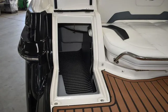 Slide: The Image of Monterey 264FSX 2013 - 22