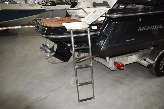 Slide: The Image of Monterey 264FSX 2013 - 27