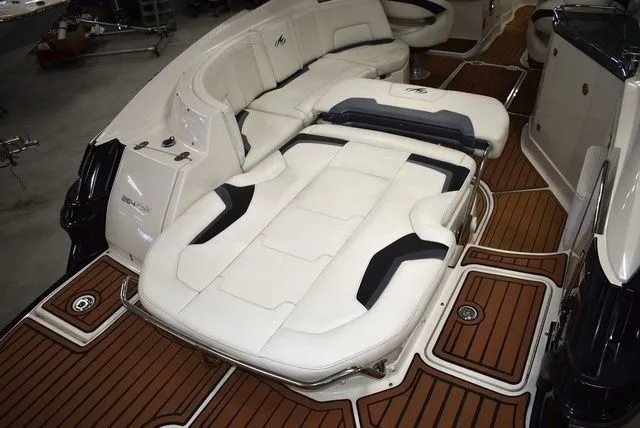 Slide: The Image of Monterey 264FSX 2013 - 31