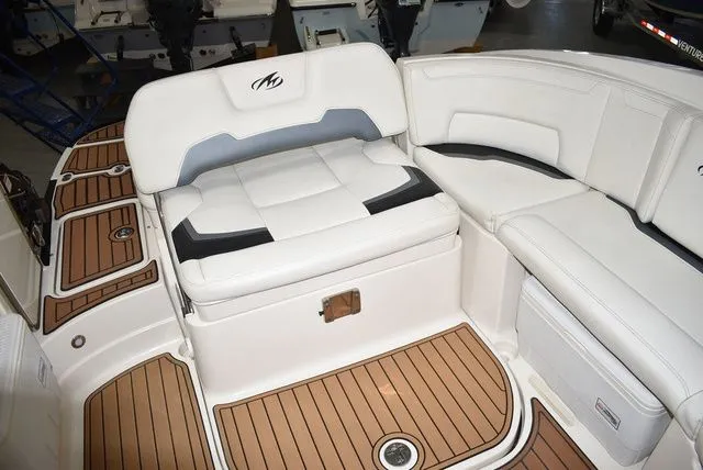 Slide: The Image of Monterey 264FSX 2013 - 32