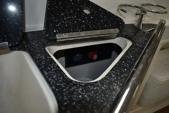 Slide: The Image of Monterey 264FSX 2013 - 45