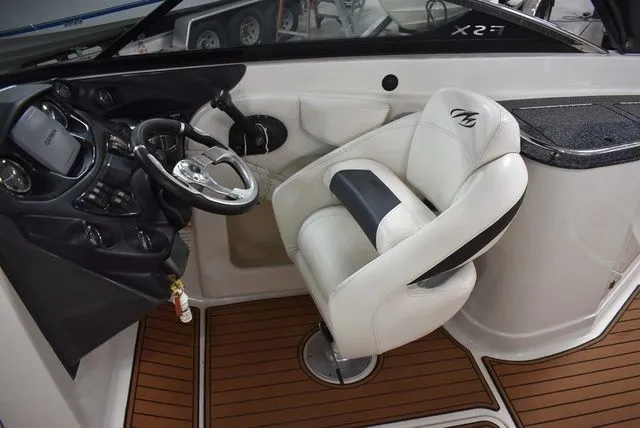 Slide: The Image of Monterey 264FSX 2013 - 56