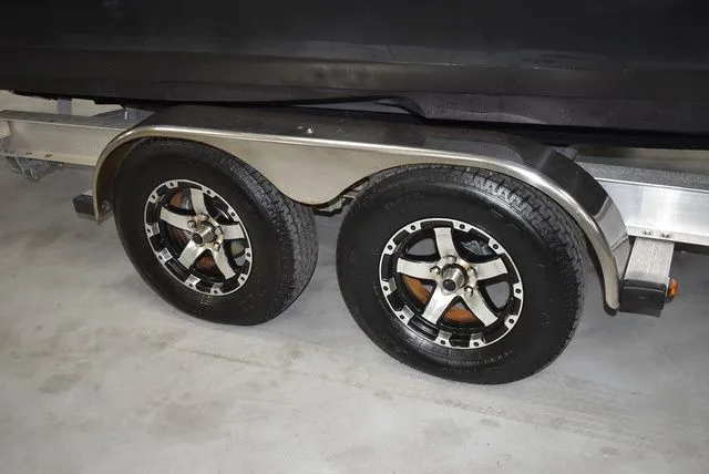 Slide: The Image of Monterey 264FSX 2013 - 98