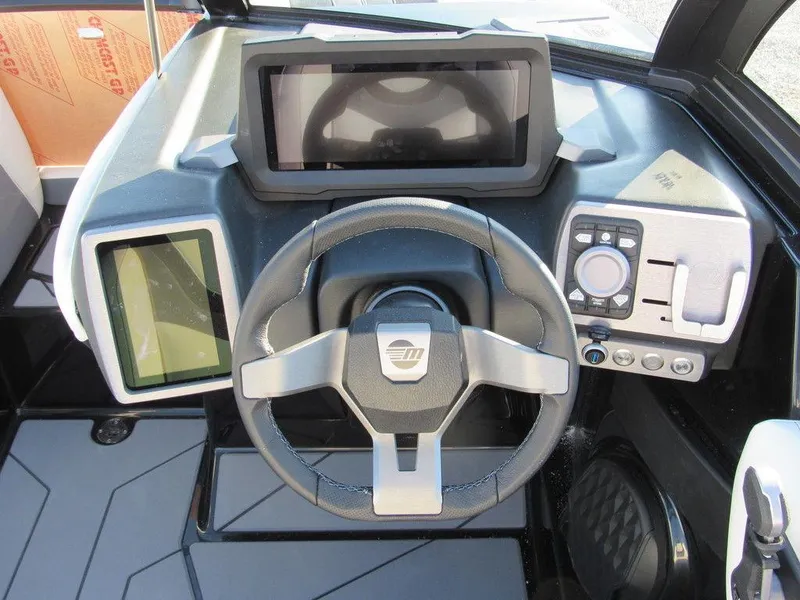 Slide: The Image of Malibu Wakesetter 21 LX 2023 - 14