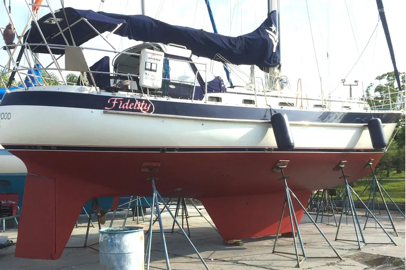 Slide: The Image of Polished wooden table with compass design on 2010 Valiant 42 CE/SE yacht. - 7