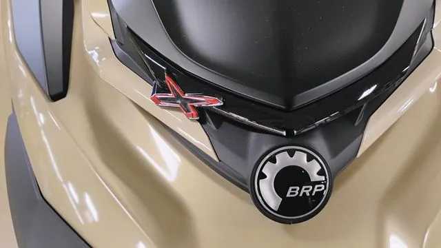 Slide: The Image of Sea-Doo RXT-X 2025 - 25